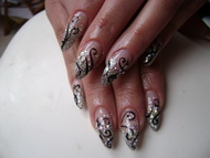 Zselé,akril díszítéssel